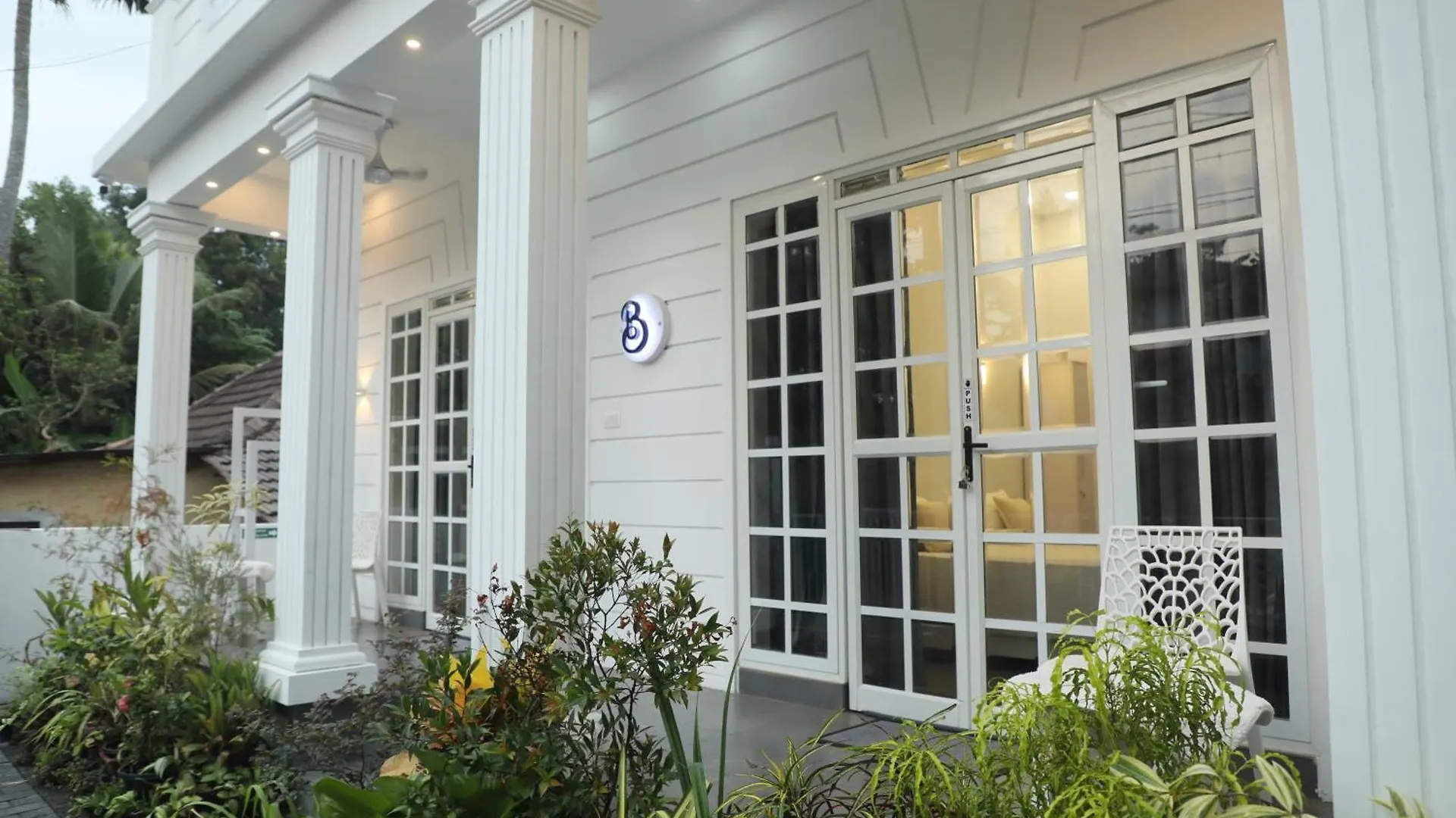 Beautiful Beach House For A Peaceful Stay. アーラップーザ県